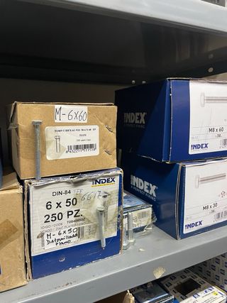 Expositor Mobiliario Tienda Ferretería