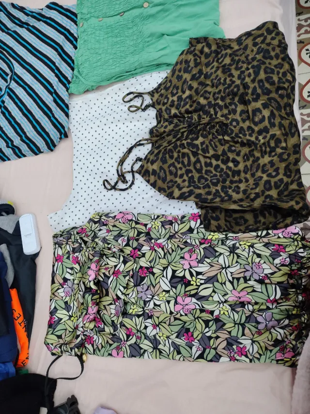 Lote Ropa: Vestido Leopardo, Floral, Rayas