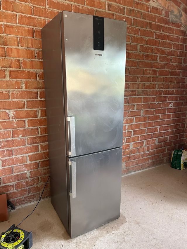 NEVERA WHIRLPOOL NO FROST