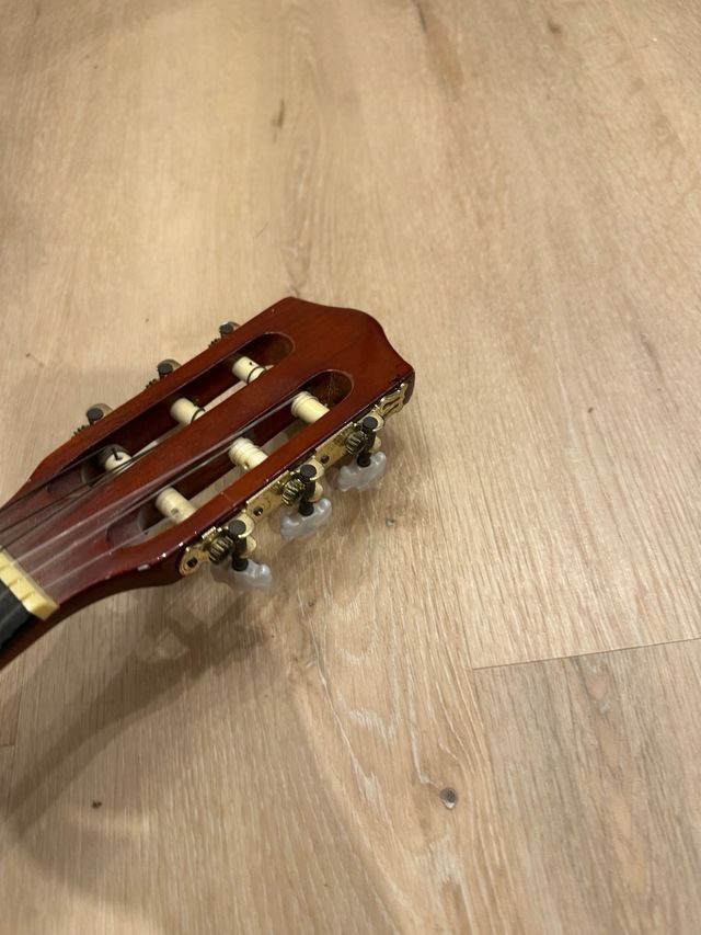 Guitarra Clásica Brighton