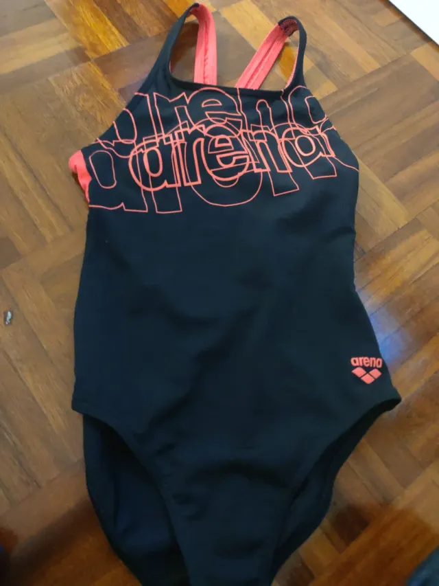 Bañador Arena niña 10 años