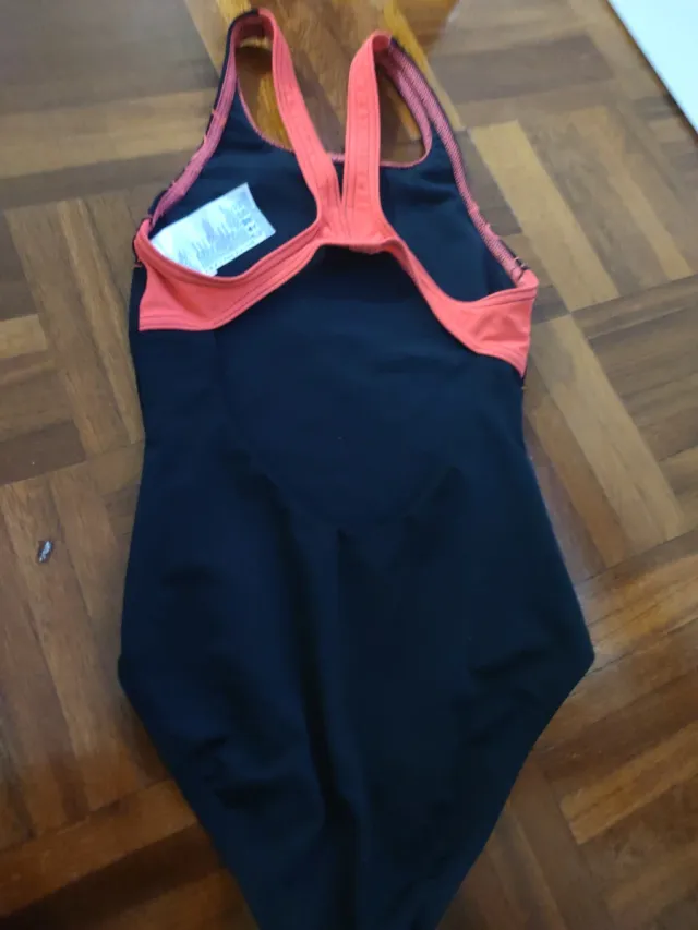 Bañador Arena niña 10 años