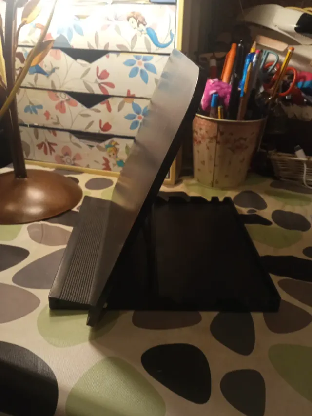 Supportoleggio da lettura per libri o tablet