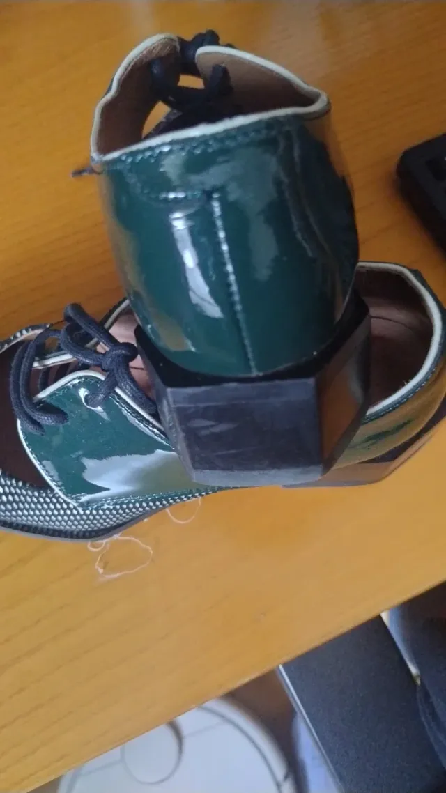 Zapatos Oxford Negros y Verdes