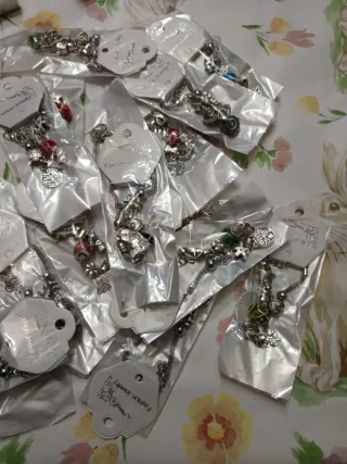 Lote de 25 pulseras plateadas