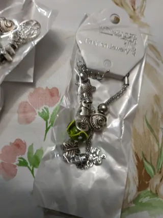 Lote de 25 pulseras plateadas