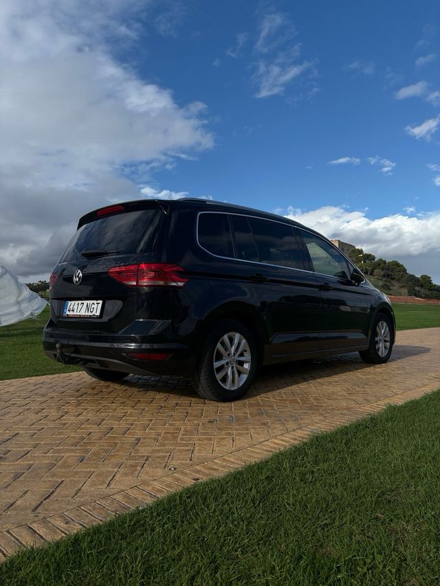 Volkswagen Touran atutomático