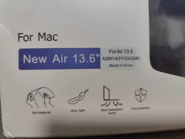 Custodia HardShell per MacBook Air 13.6