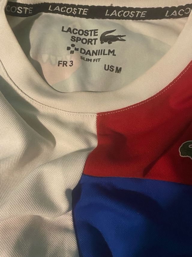 Conjunto Deportivo Lacoste Azul y Rojo