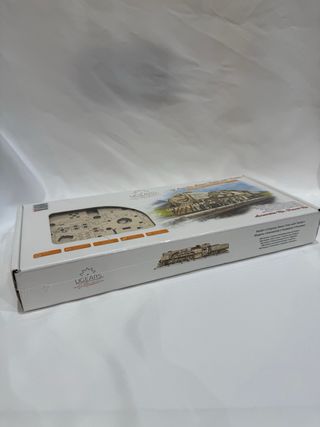 Puzzle 3D UGEARS V-Express Steam Train