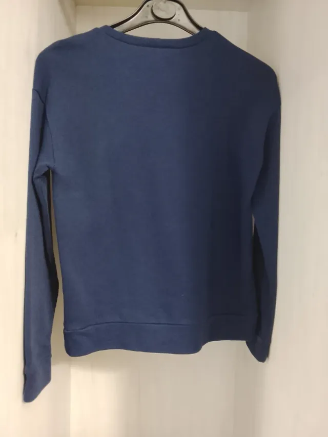 Sudadera Benetton XS con pedrería