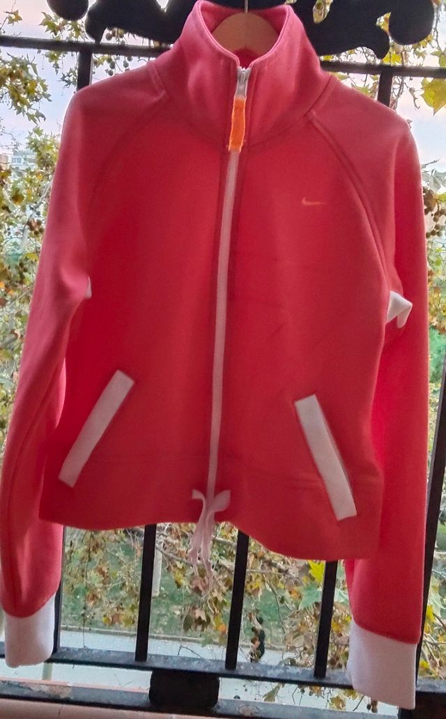 Sudadera Nike salmón y blanco con cremallera T: S