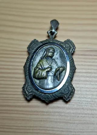 Medalla relicario Beata Vicenta