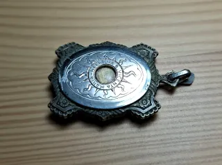 Medalla relicario Beata Vicenta