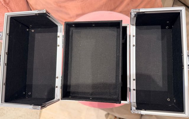 Valigia per trucco professionale rosa con scomparti