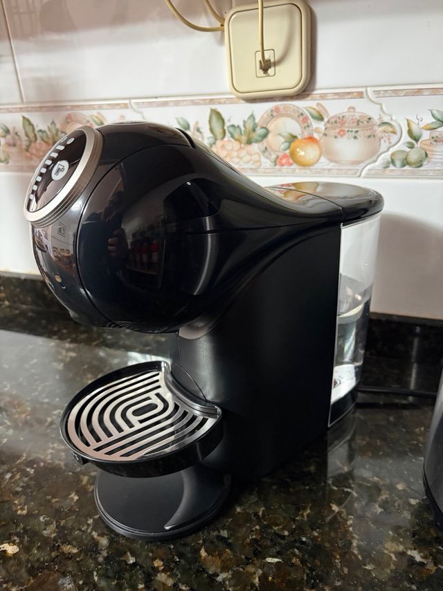 Cafetera Krups Dolce Gusto Genio S automática
