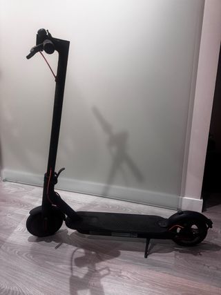 Patinete Eléctrico Xiaomi Mi M365