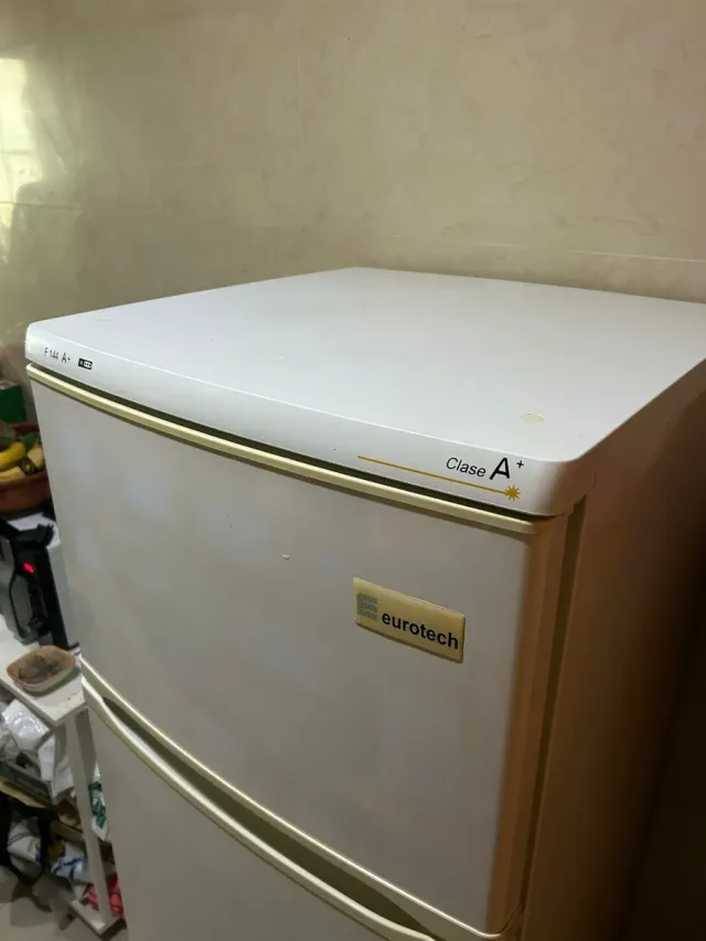 Nevera Eurotech 150cm