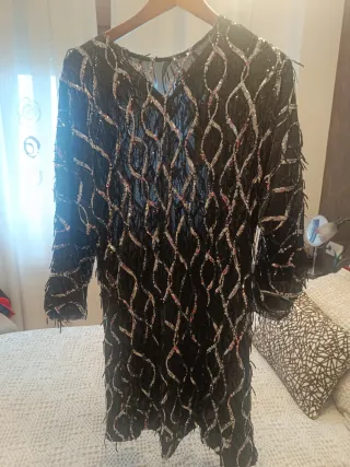 Vestido fiesta lentejuelas negro y plata