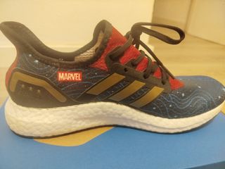 Zapatillas Adidas Marvel Ed. Limitada
