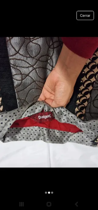 Vestido estampado floral y rayas