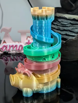 Porco Mealheiro com Pistas para Moedas