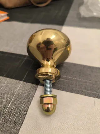 Pomo y roseta puerta latón dorado