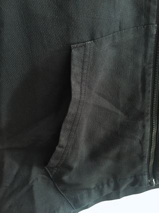 Chaqueta deportiva Nike en color negro talla M