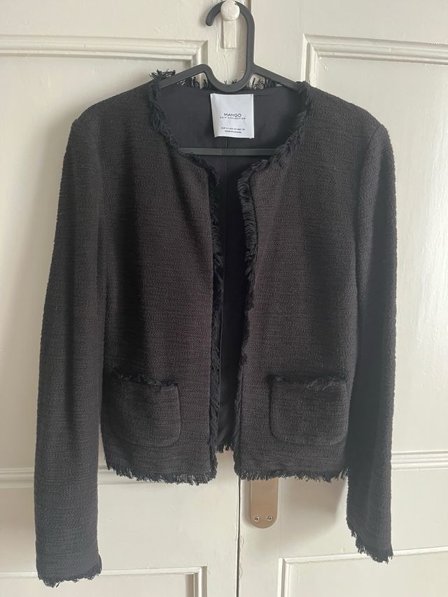 Chaqueta corta negra