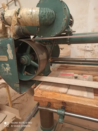 Lijadora de banda industrial