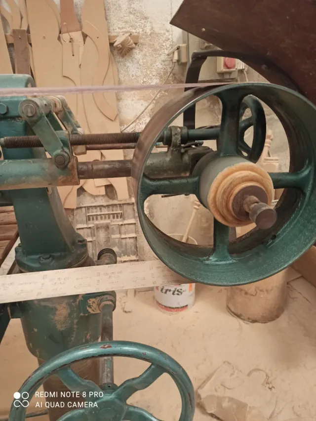 Lijadora de banda industrial