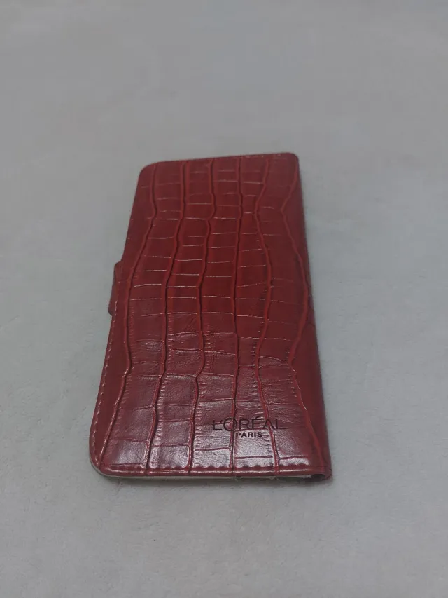 Monedero L'Oréal Rojo