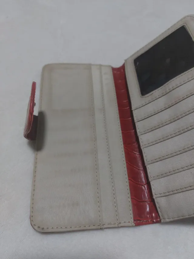 Monedero L'Oréal Rojo