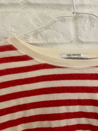 Sudadera - camiseta Zara Rayas Rojas