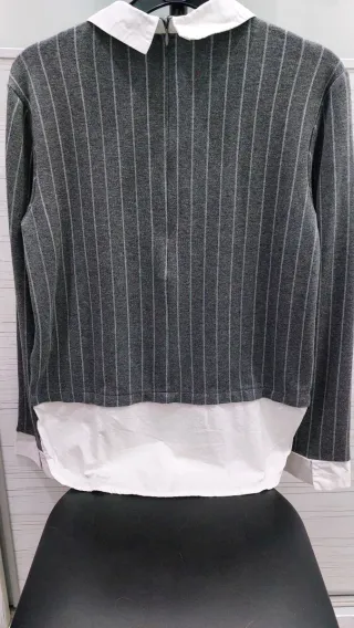 Jersey gris efecto camisa