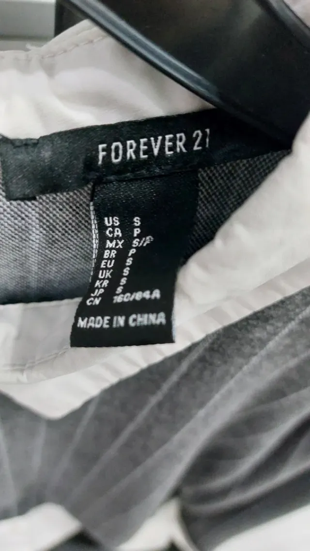 Jersey gris efecto camisa