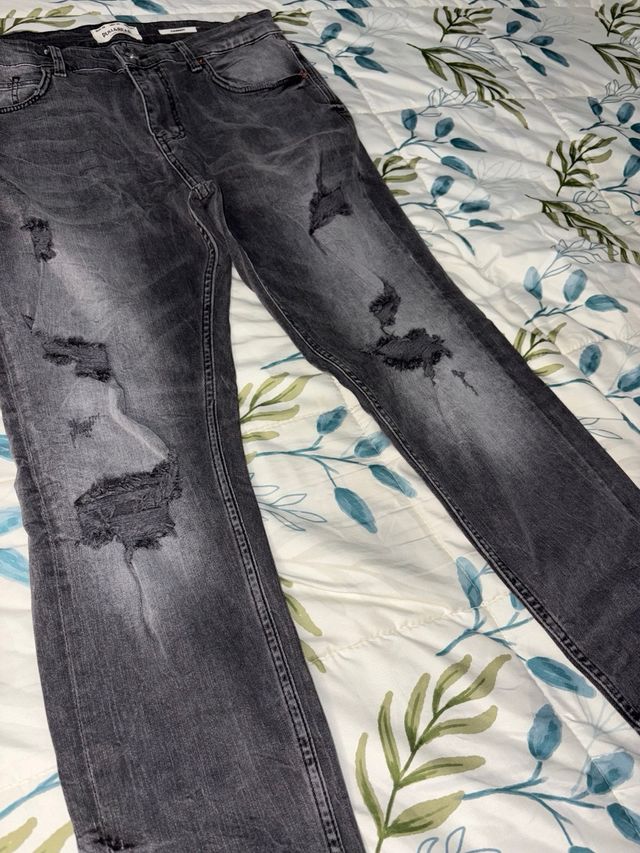 Tejano hombre Pull&Bear gris desgastado talla 46