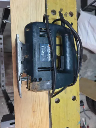 Caladora Black & Decker CD300 370W