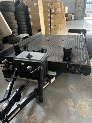 Remolque motos 750 kg basculante hidráulico