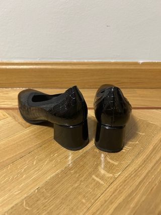 Zapatos de salón charol Pitillos negros