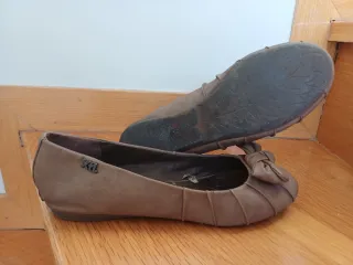 Manoletinas Xti Marrón con Lazo