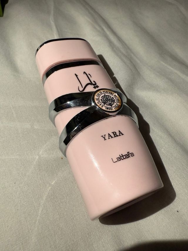 Perfume Yara Lattafa vacío