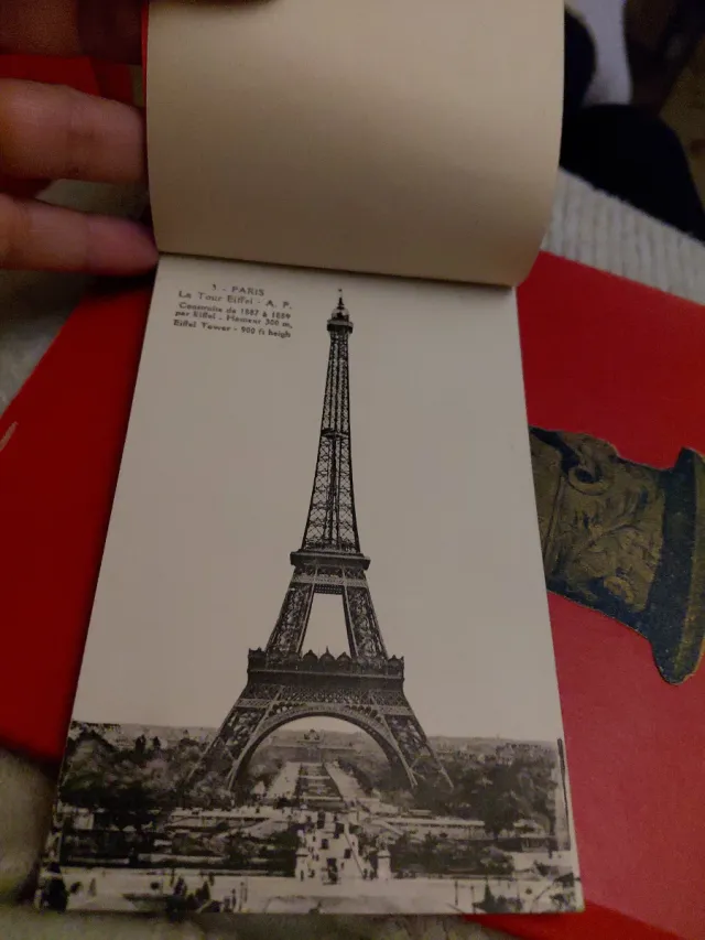 Libro estensibile di Versailles e cartoline