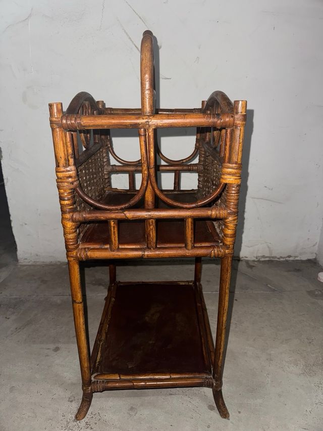 Tavolino/Portariviste Vintage in Bambù