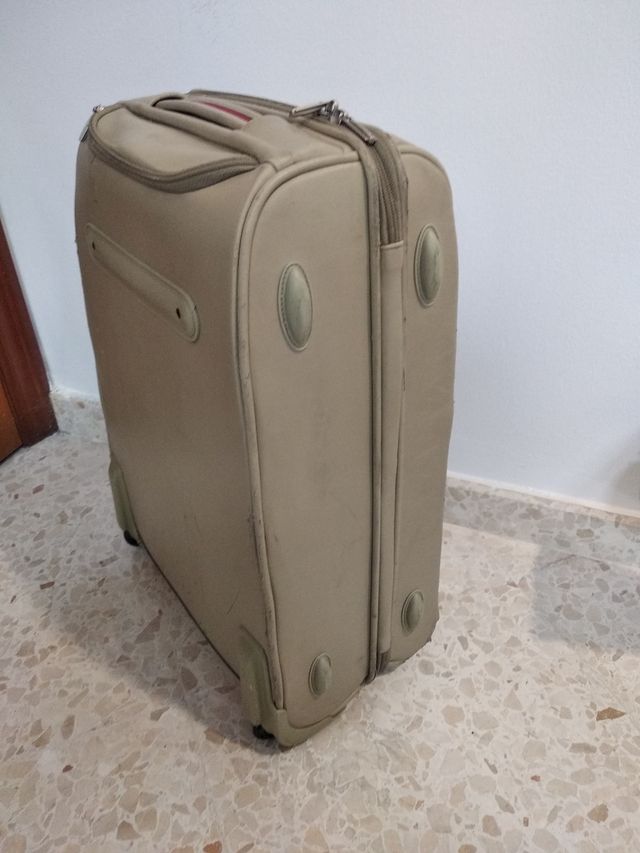 Maleta de cabina Samsonite beige con detalles rojo