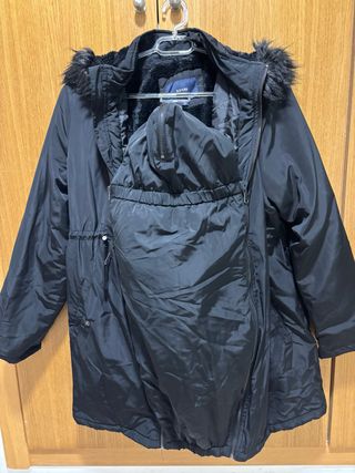 Abrigo premamá y porteo Kiabi negro