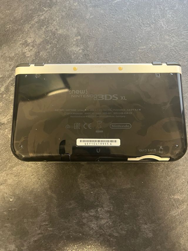 New Nintendo 3DS XL Fire Emblem Fates Edition