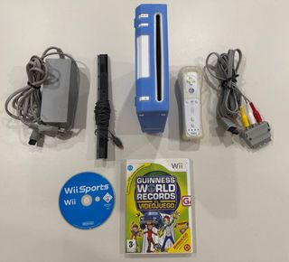 Consola Nintendo Wii Azul + Accesorios y Juegos