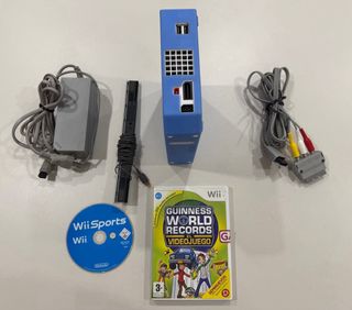 Consola Nintendo Wii Azul + Accesorios y Juegos