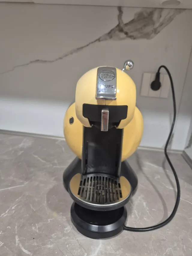 Cafetera Dolce Gusto